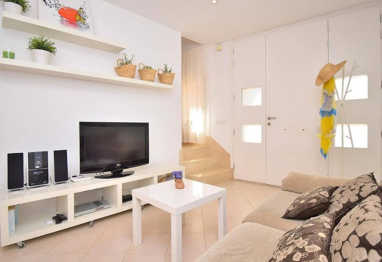 002 Casa Can Salroig Etv12975 By Mallorca Charme Muro 0*,  Spanje
